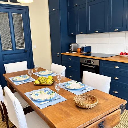 Quiet And Charming Apartment, Free Parking *