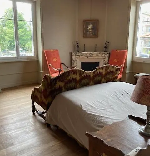 Appartement Quiet And Charming Apartment, Free Parking *
