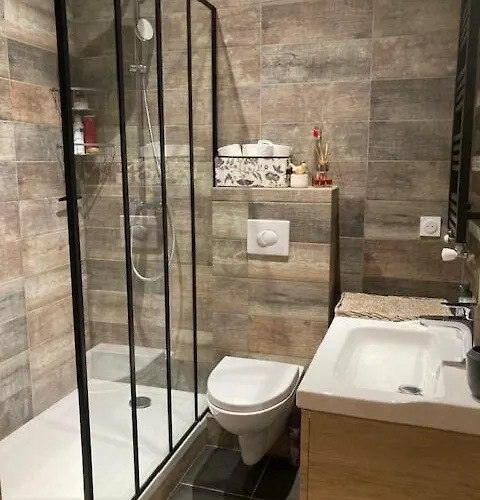 Appartement Quiet And Charming Apartment, Free Parking Bourg-en-Bresse